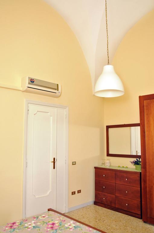 Bed and Breakfast Le Tre Civette Lecce Zewnętrze zdjęcie